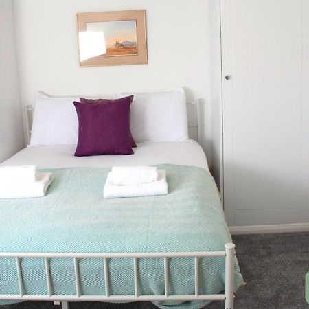 Cambridge Stays 4-5Br House-Garden-Lots Of Parking-15 Min To City-Close To Motorway Girton  エクステリア 写真